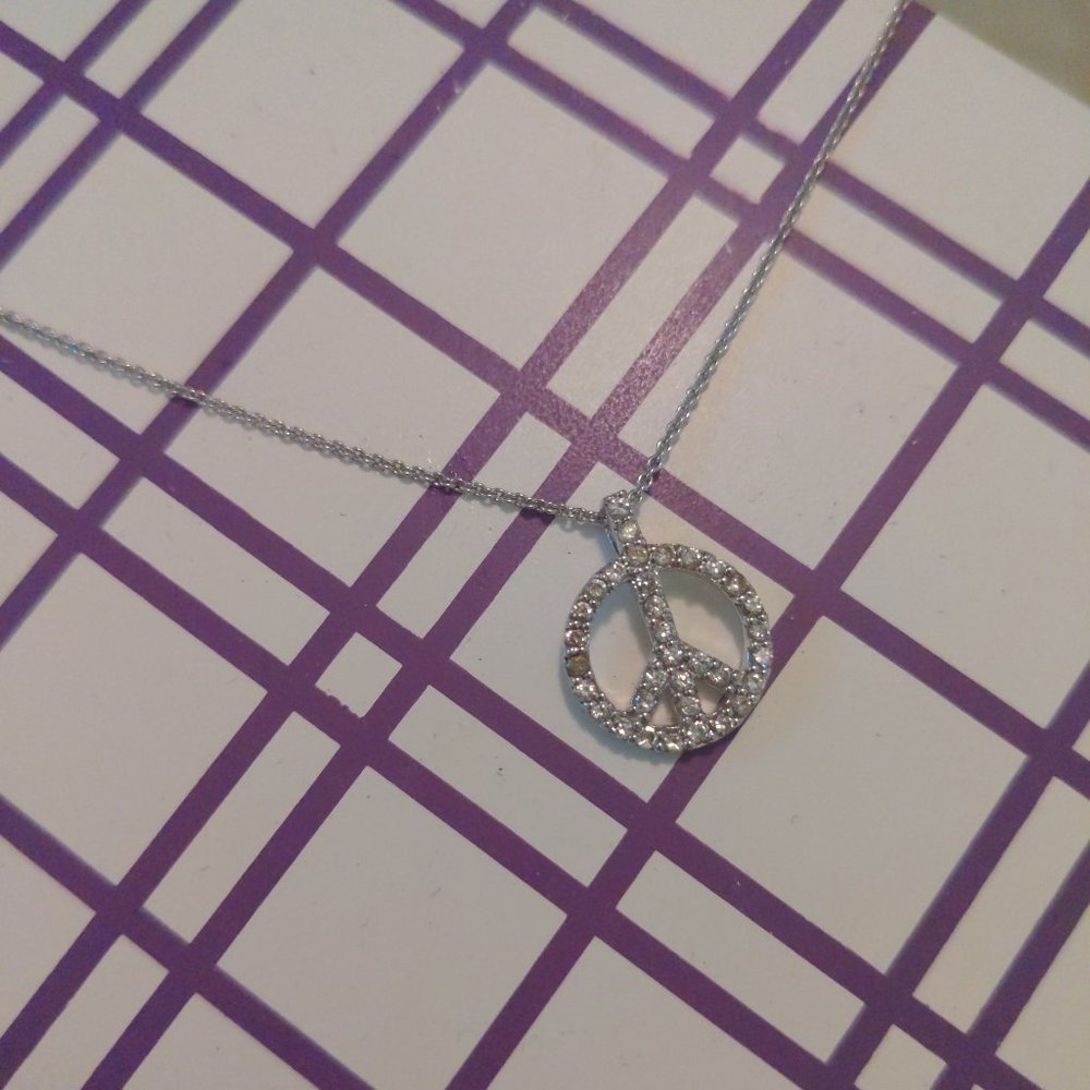 Silver peace sign necklace